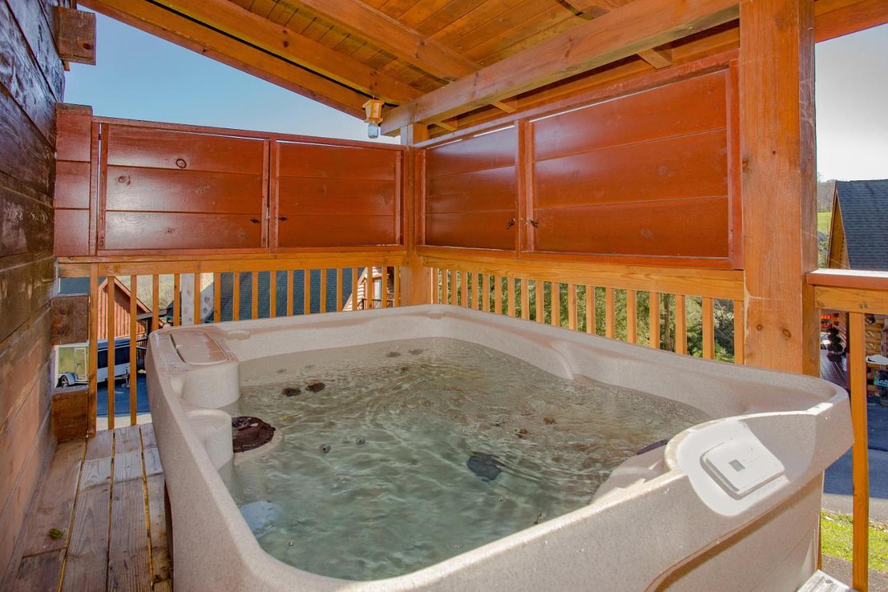 Highland Dream, Hot Tub, 1089 Free Tickets Each Paid Day, Dollywood And More Sevierville Eksteriør billede