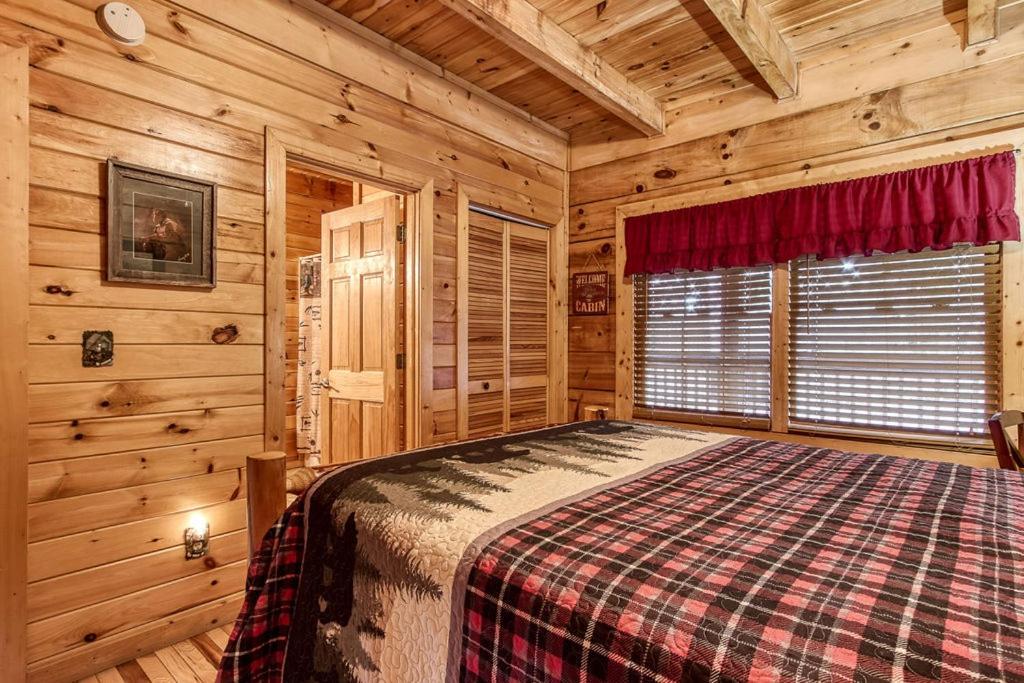 Highland Dream, Hot Tub, 1089 Free Tickets Each Paid Day, Dollywood And More Sevierville Eksteriør billede