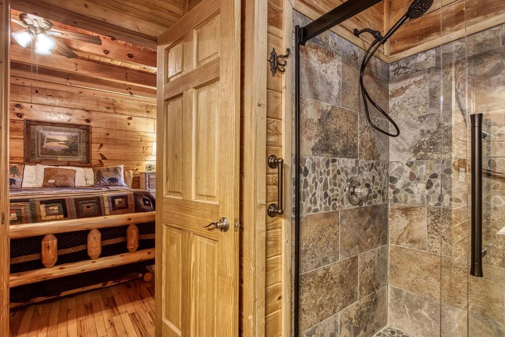 Highland Dream, Hot Tub, 1089 Free Tickets Each Paid Day, Dollywood And More Sevierville Værelse billede
